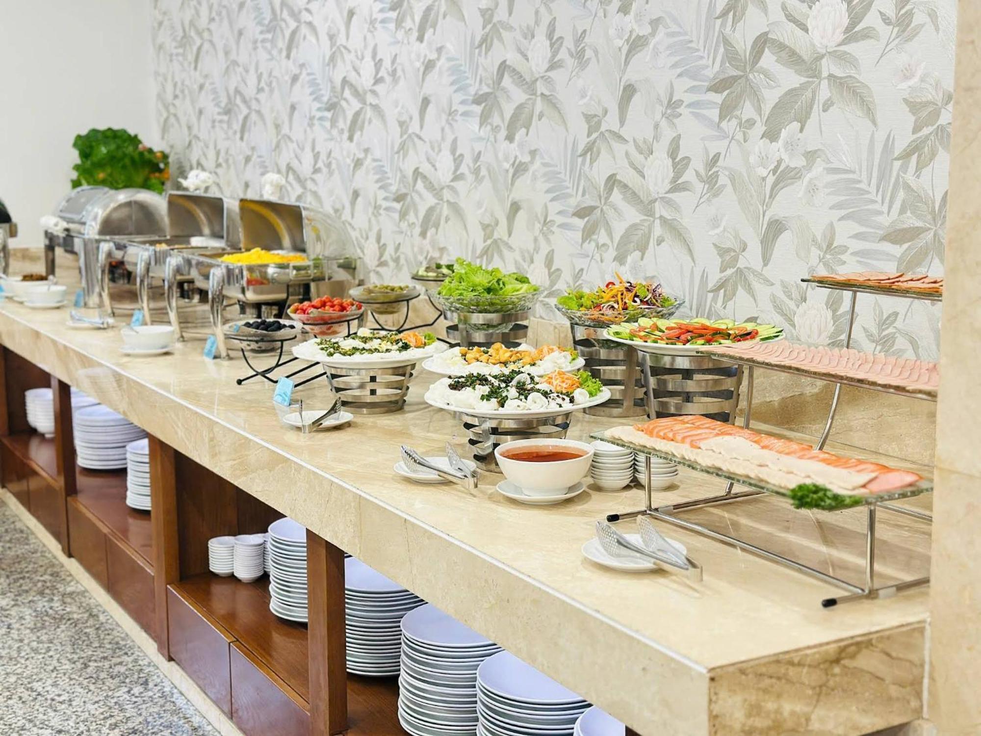 Galliot Hotel Nha Trang