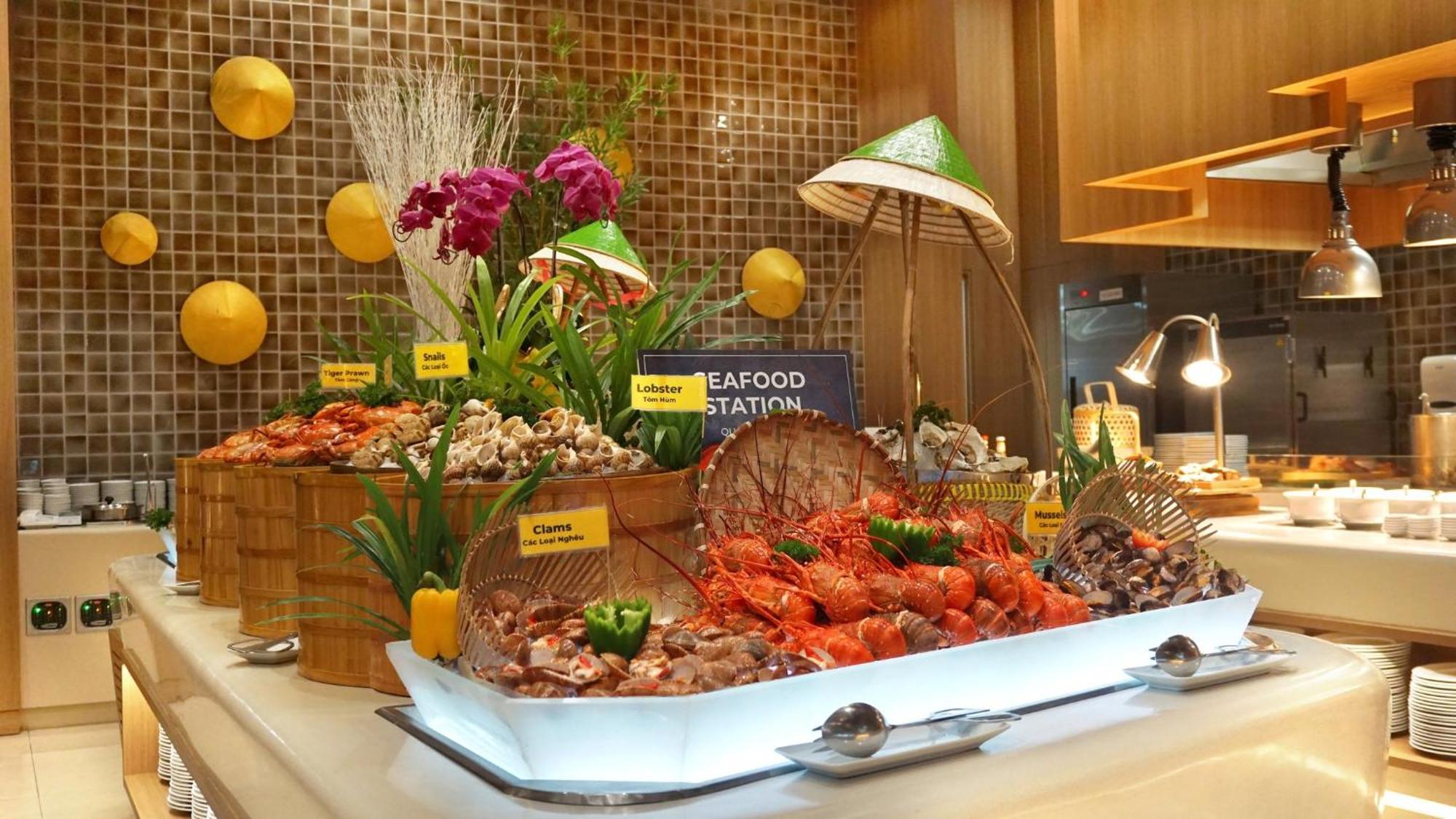 & Saigon Airport By Ihg Ho-Chi-Minh-Stadt