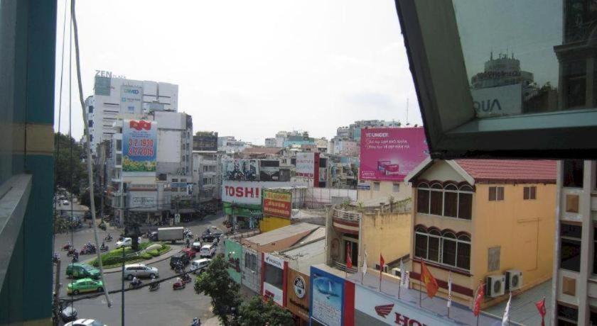 Thiên Hoa Khách sạn 2*
