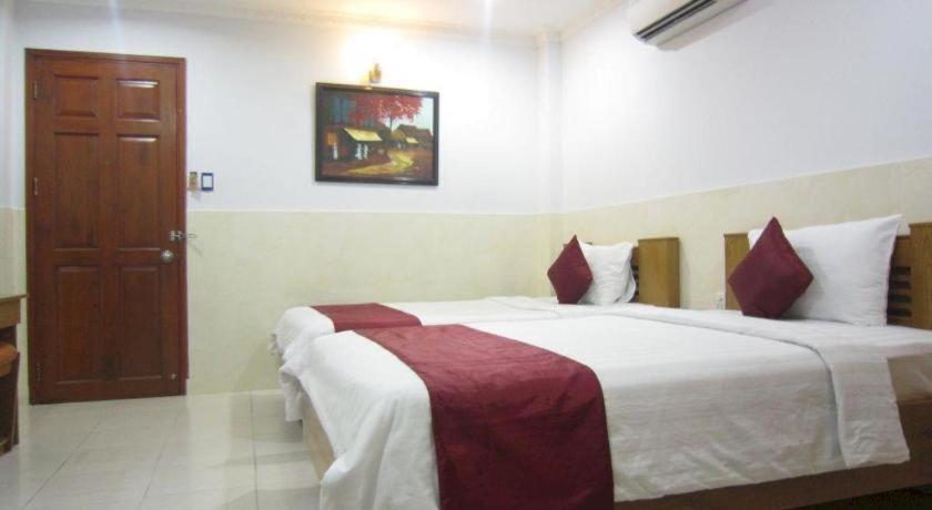 Thiên Hoa Khách sạn 2*