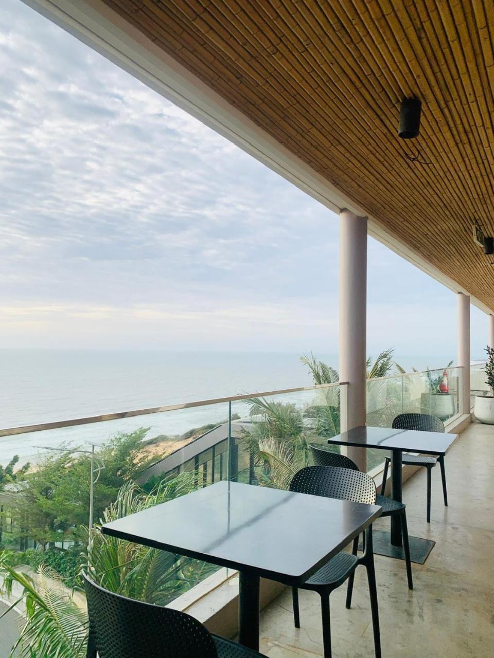 Aparthotel 1br Direct Seaview - 5 Mins To The - Infinity Pool - Apec Mui Ne Phan Thiet