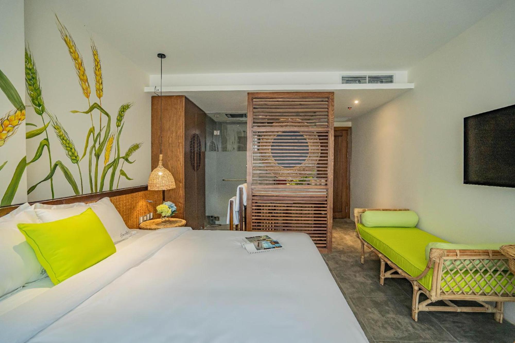The Signature Hotel 5*