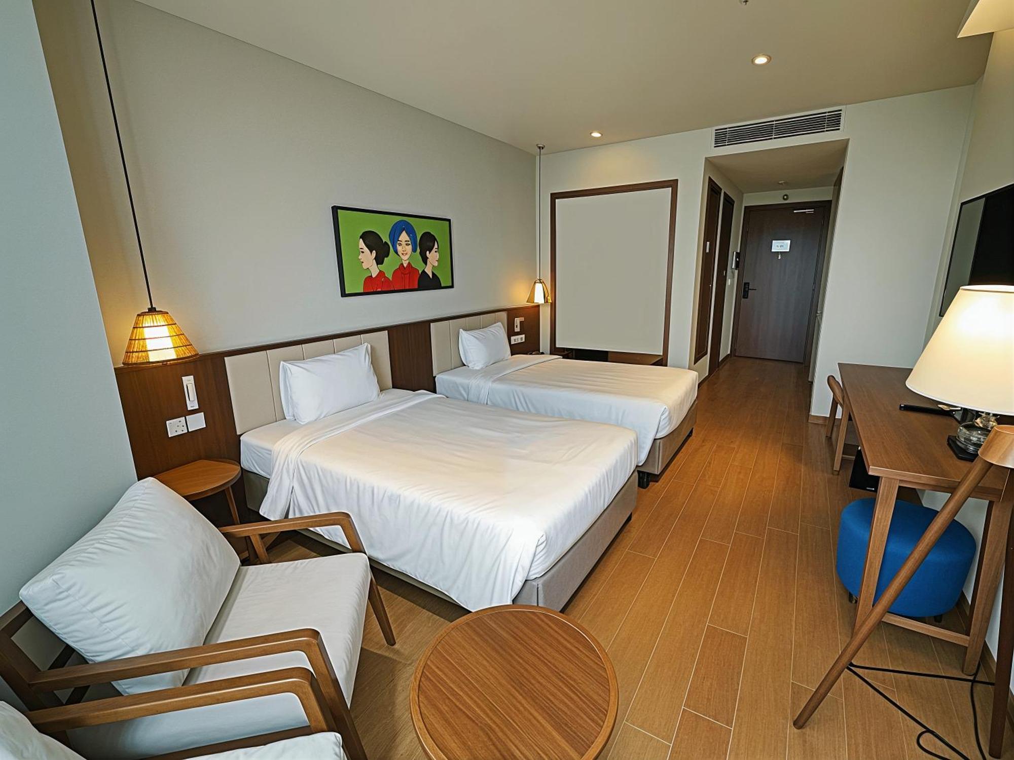 Hotel Mandala Oceanfront Driftwood