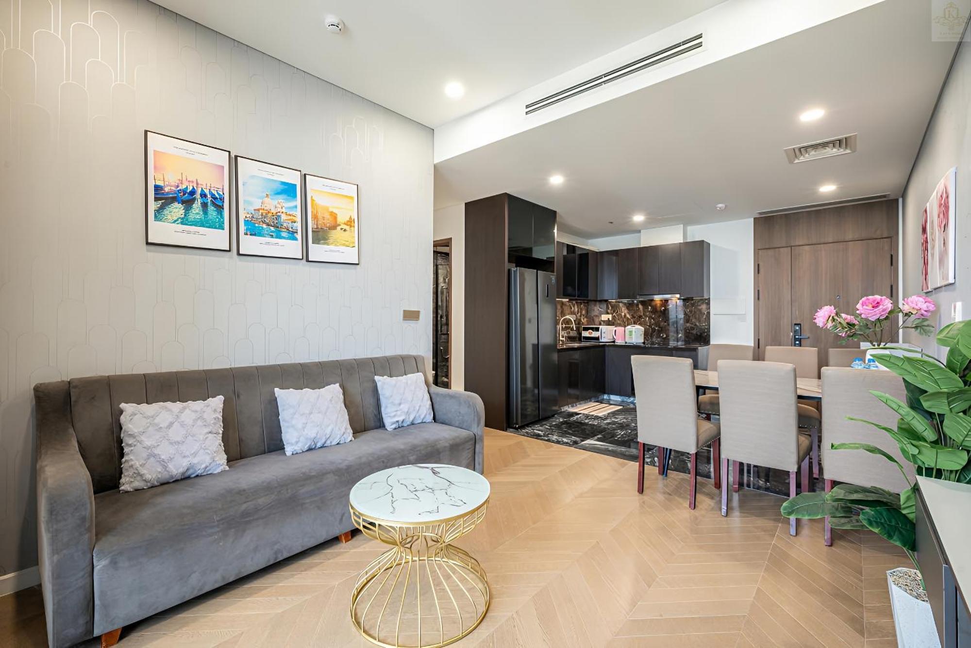 Lumiere Royale Khách sạn