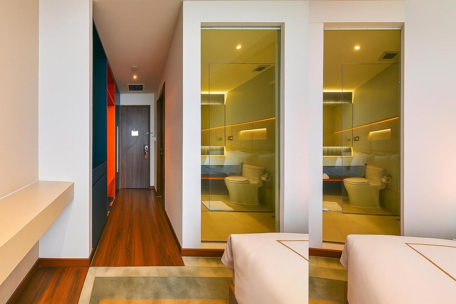 Vias - Transportation Included Hotel