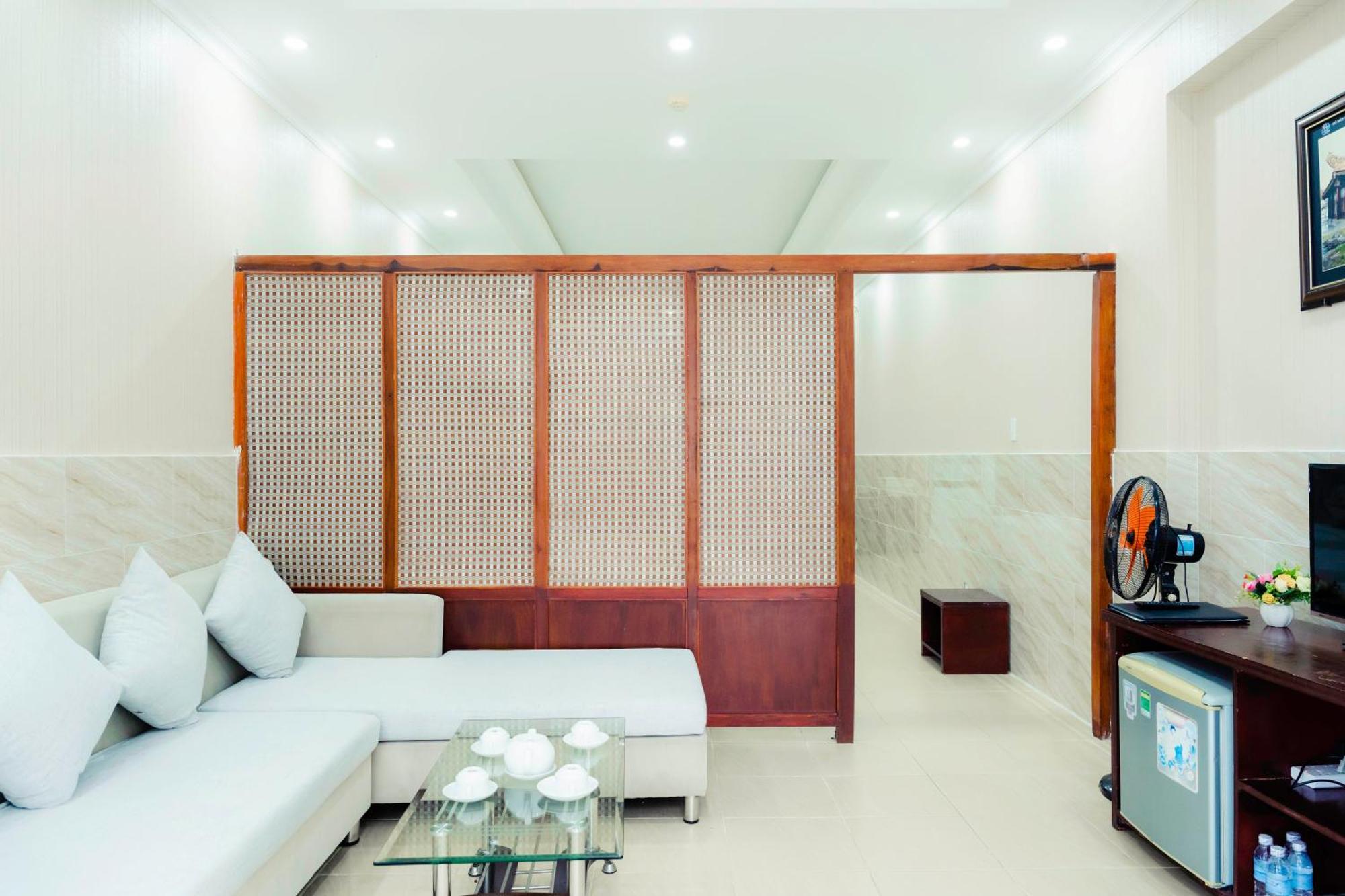 Ho Park Khach San - Resort