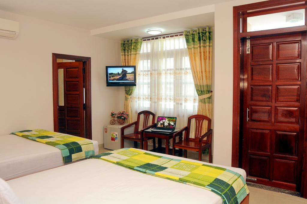 Hotel Nang Bien *