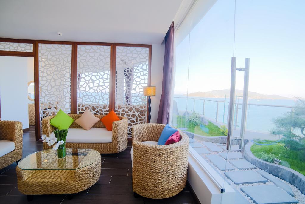 Hotel The Light 4*