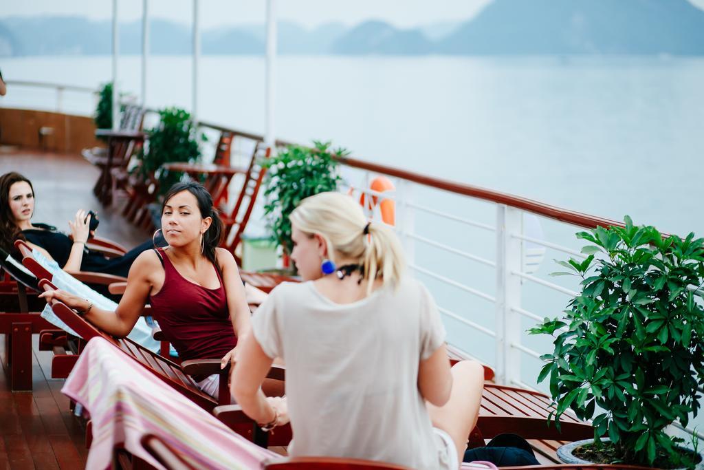  Cristina Diamond Cruise Ha Long
