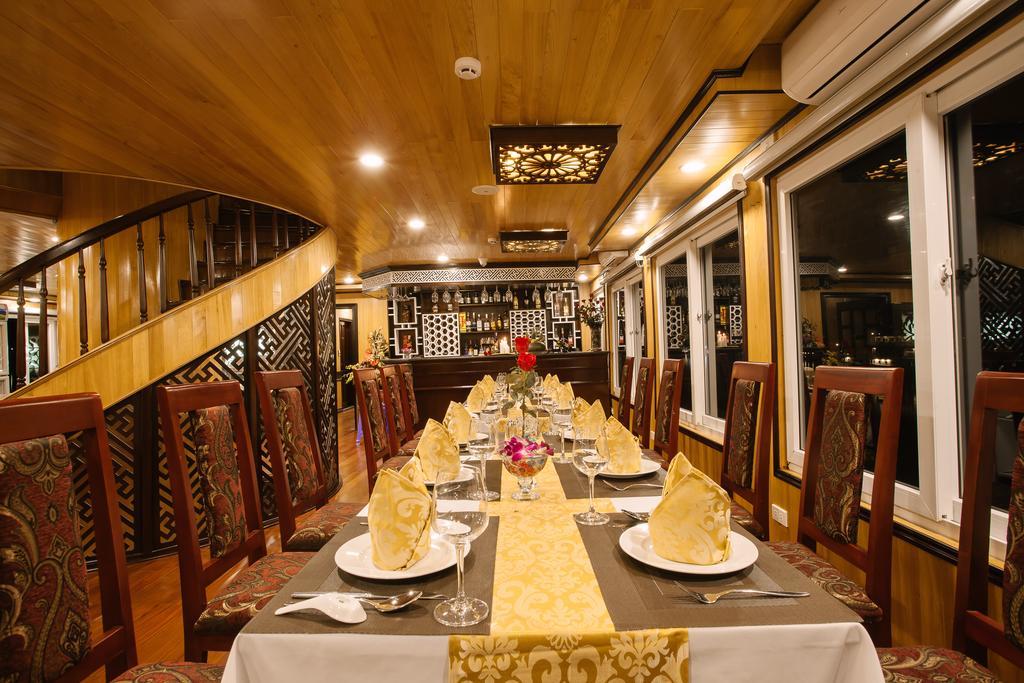  Cristina Diamond Cruise Ha Long
