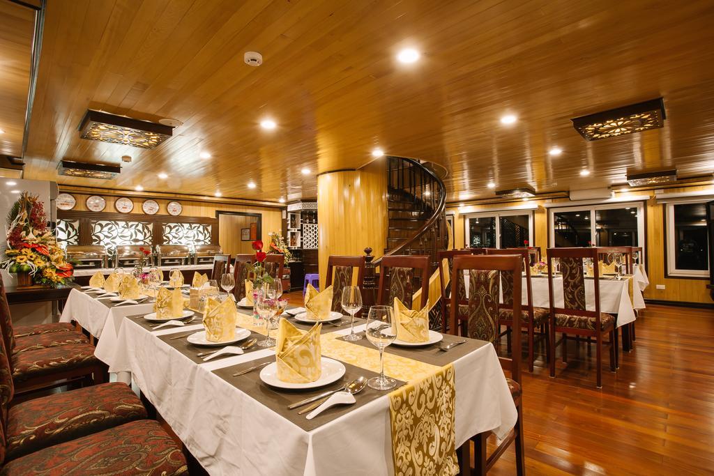 Cristina Diamond Cruise  Ha Long