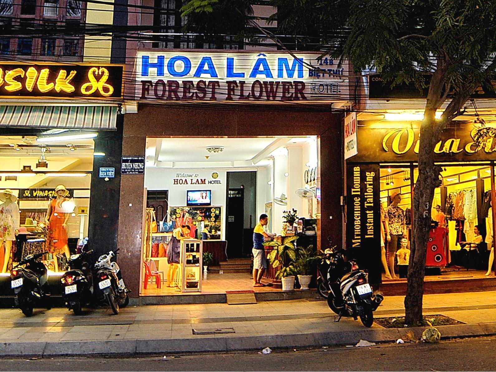 Hoa Lam