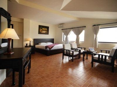 Hotel Sea Lion Beach &