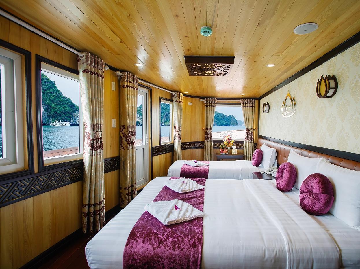 Cristina Diamond Cruise  4*