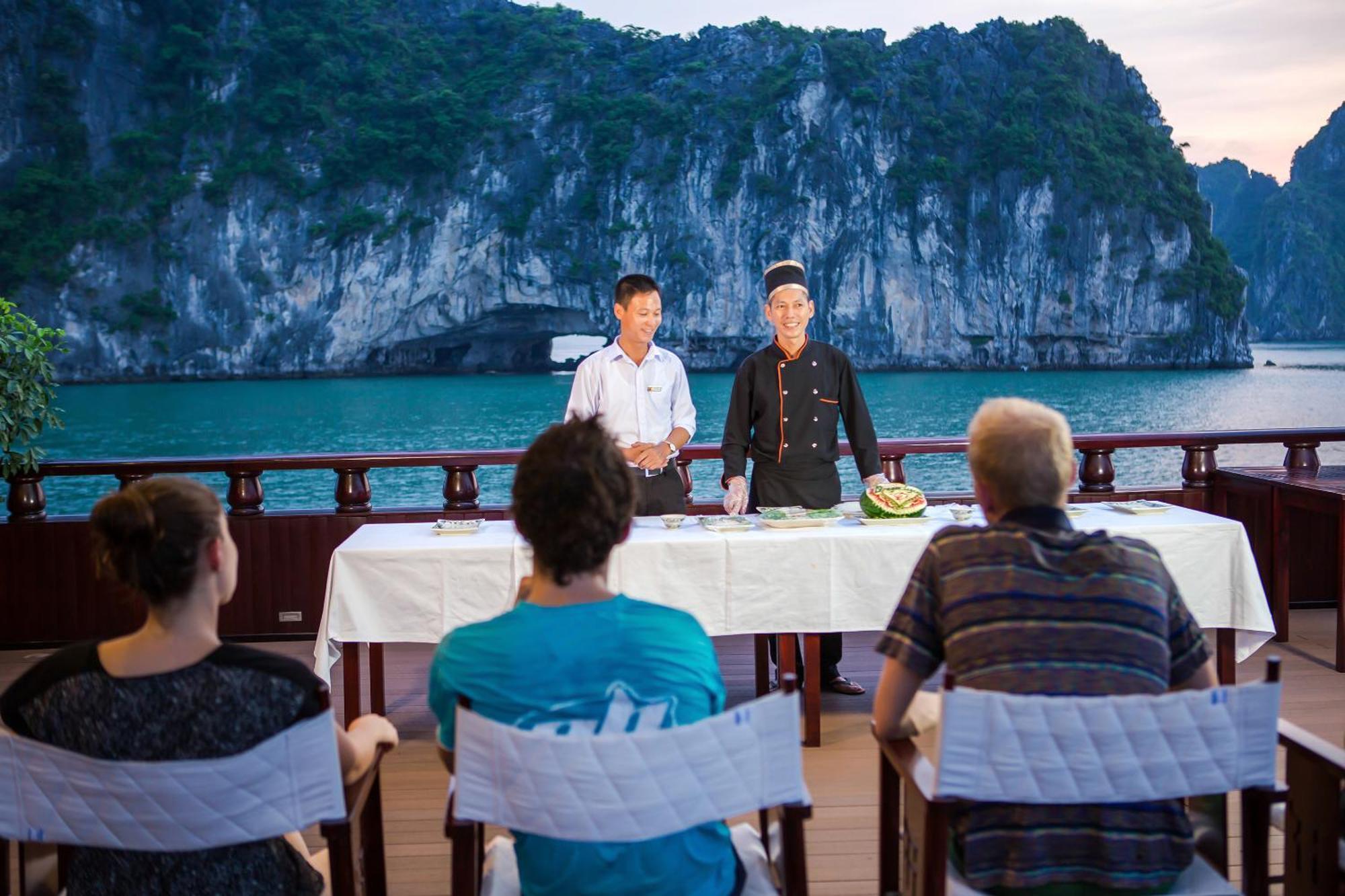  Dragon Legend Cruise