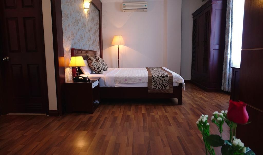 Hotel Golden Halong 4*