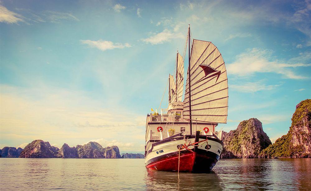 Signature Halong Cruise Hạ Long