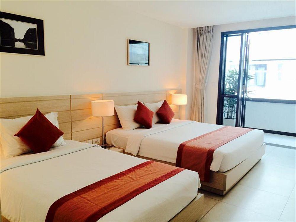 Hotel Nhi Phi Nha Trang