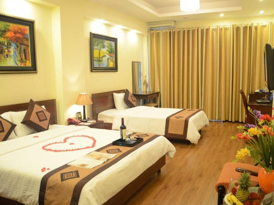 Iris Legend Hotel 3*