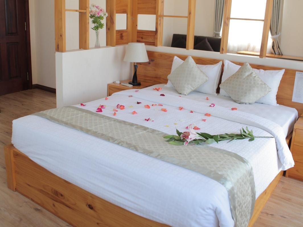 Copac Hotel 3*