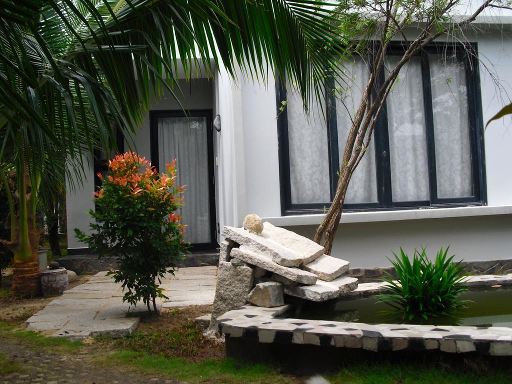 Nguyen Minihouse