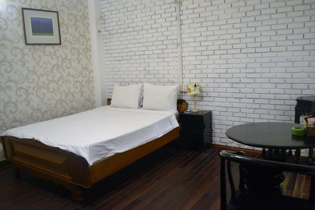 Hotel White Lion 2 2*