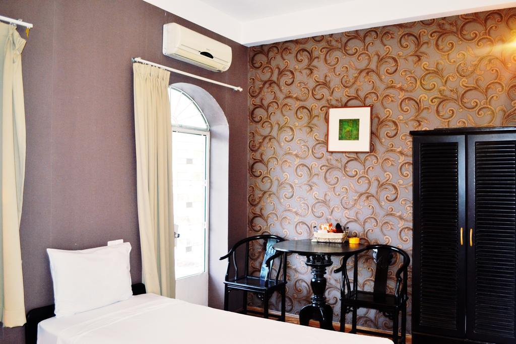 White Lion 2 2* Nha Trang