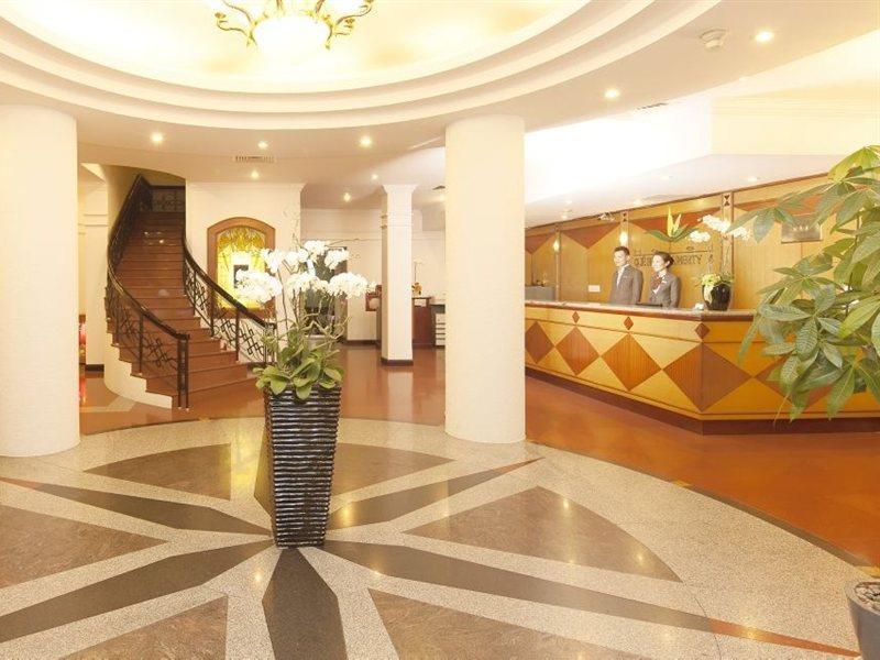 Hotel Liberty Saigon Parkview