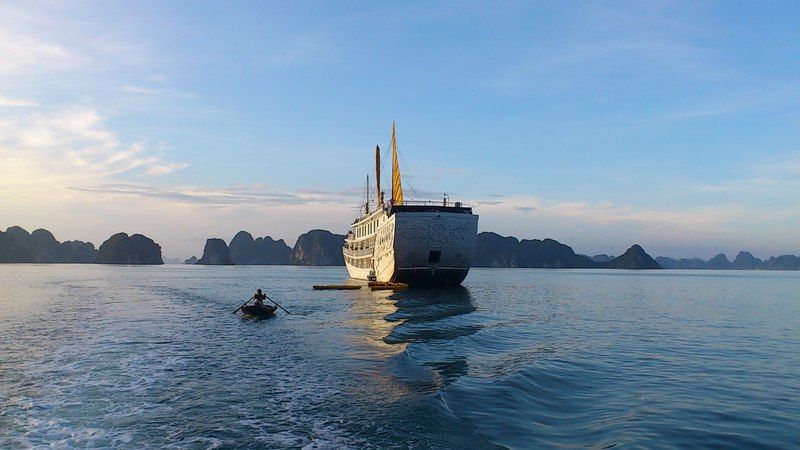 Indochina Sails Bay 