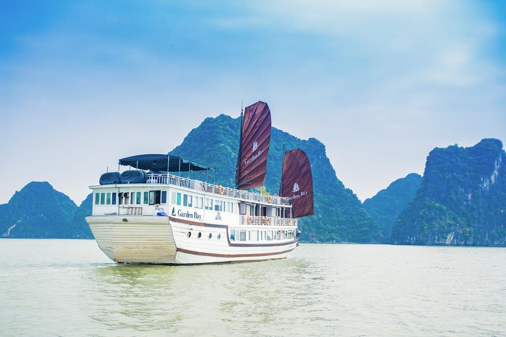 Garden Bay Luxury Cruise Ha Long