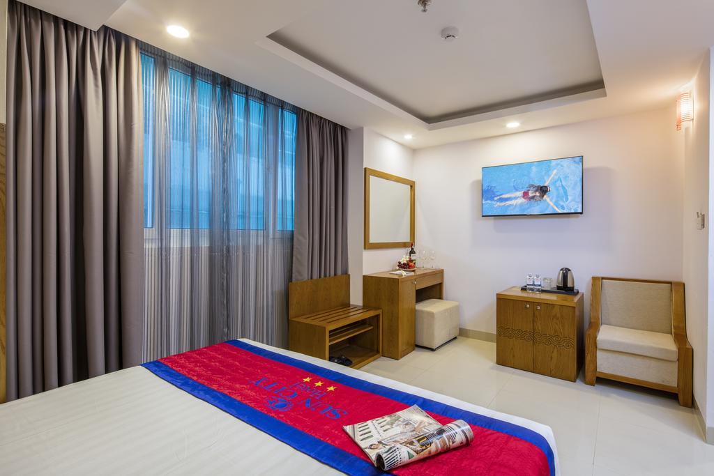 Sun Hotel