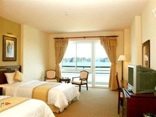 Tuan Chau Morning Star Ha Long