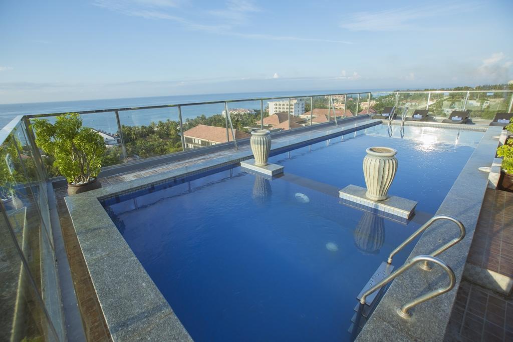 Nam Hotel 3*