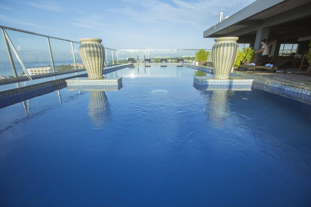 Nam Hotel 3*