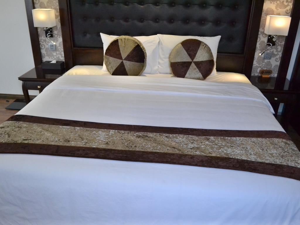 Bay Palace 3* Hạ Long