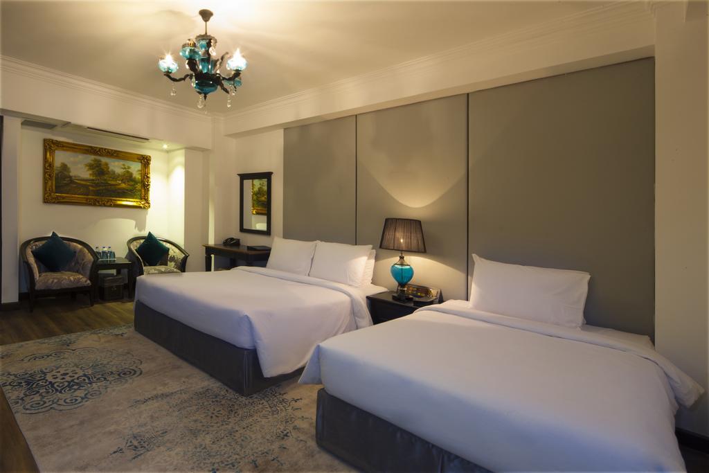 Hotel A&em Signature Ho Chi Minh City