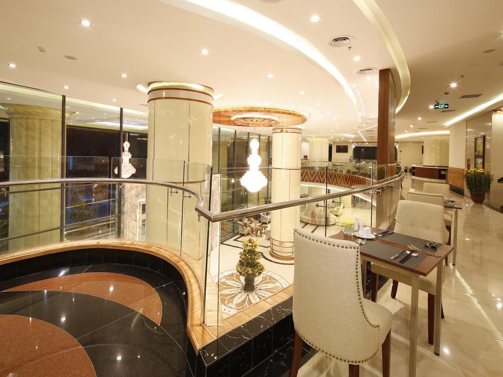 Bavico International Hotel 4*