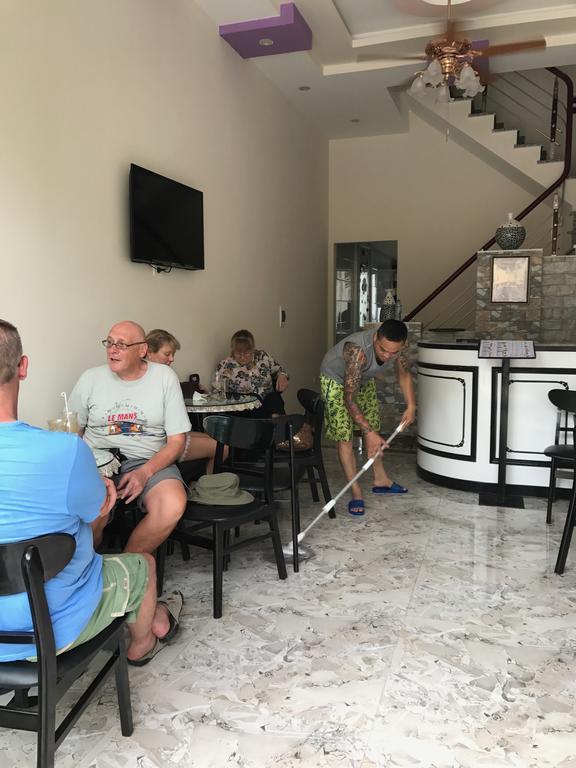 Hotel Babycat & Coffee Ha Long