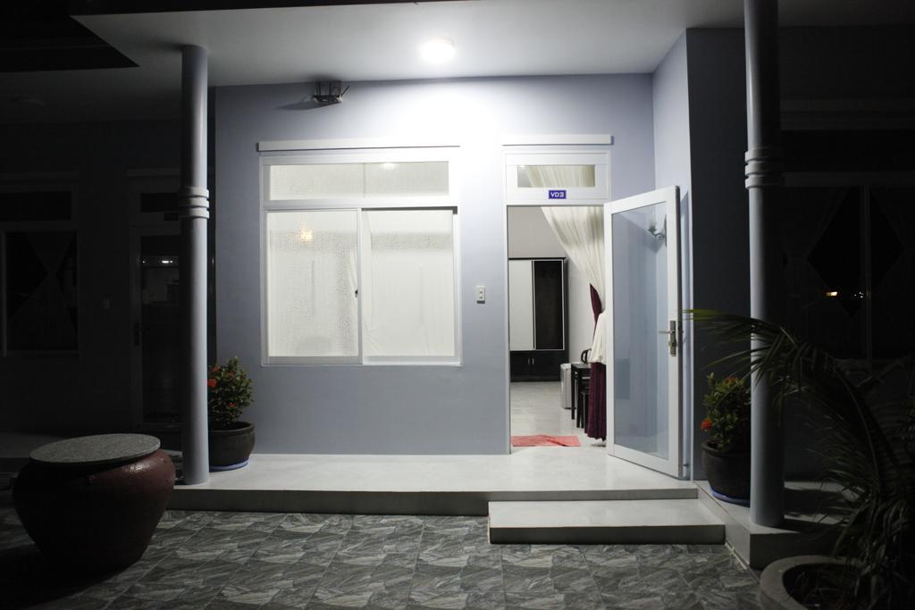 Nguyen Minihouse *