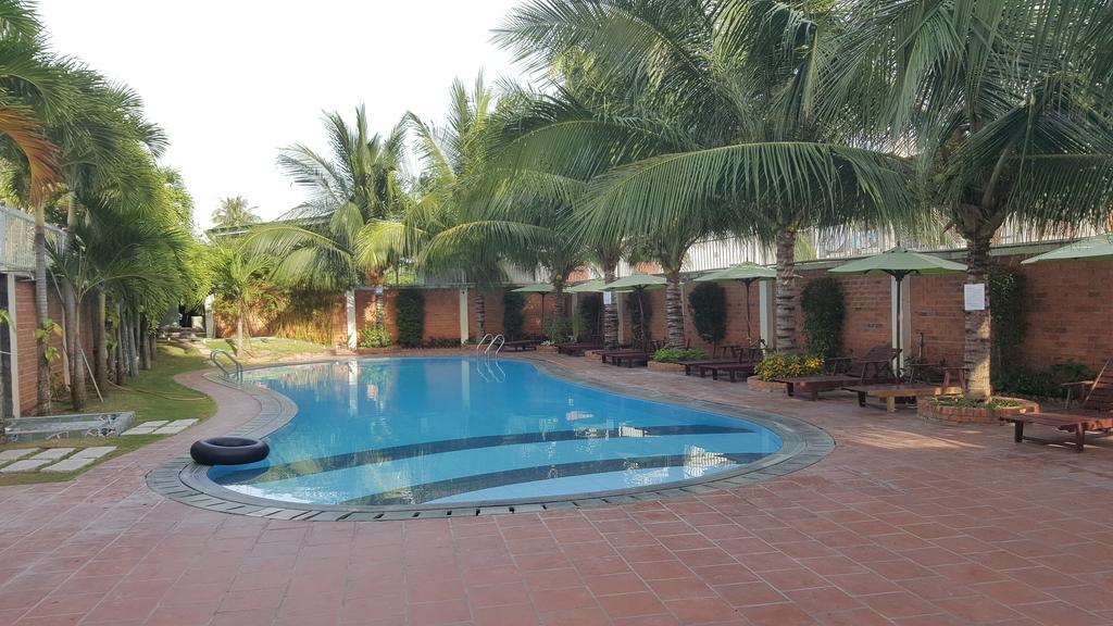 Hotel Mui Ne Volga & 2*