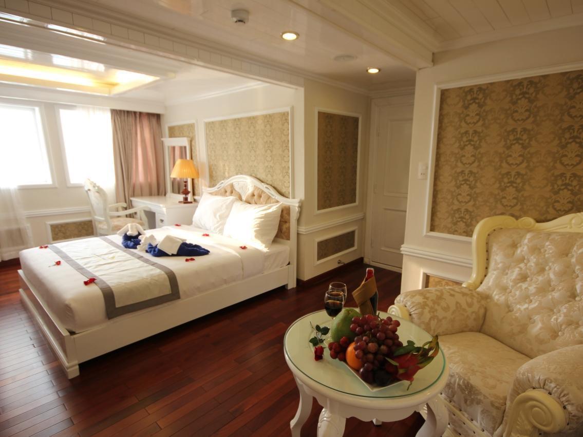  Signature Halong Cruise