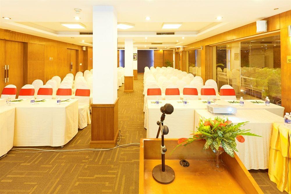 Liberty Saigon Parkview Hotel