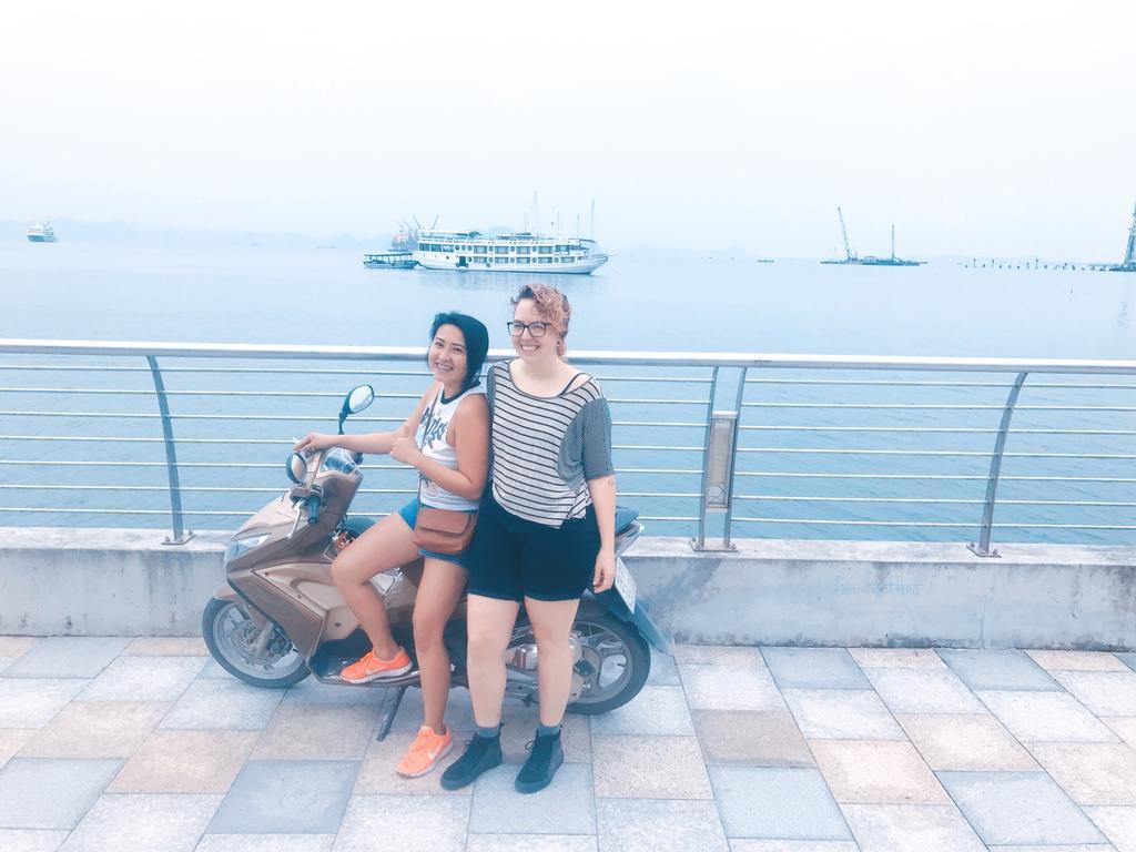 Babycat & Coffee 2* Ha Long