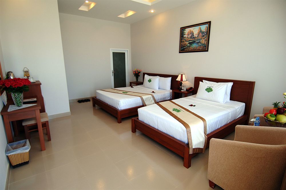 Resort Saigon Emerald