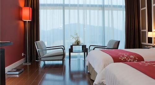  Cristina Diamond Cruise 4*