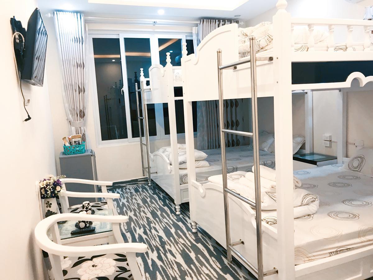 Babycat & Coffee Hotel