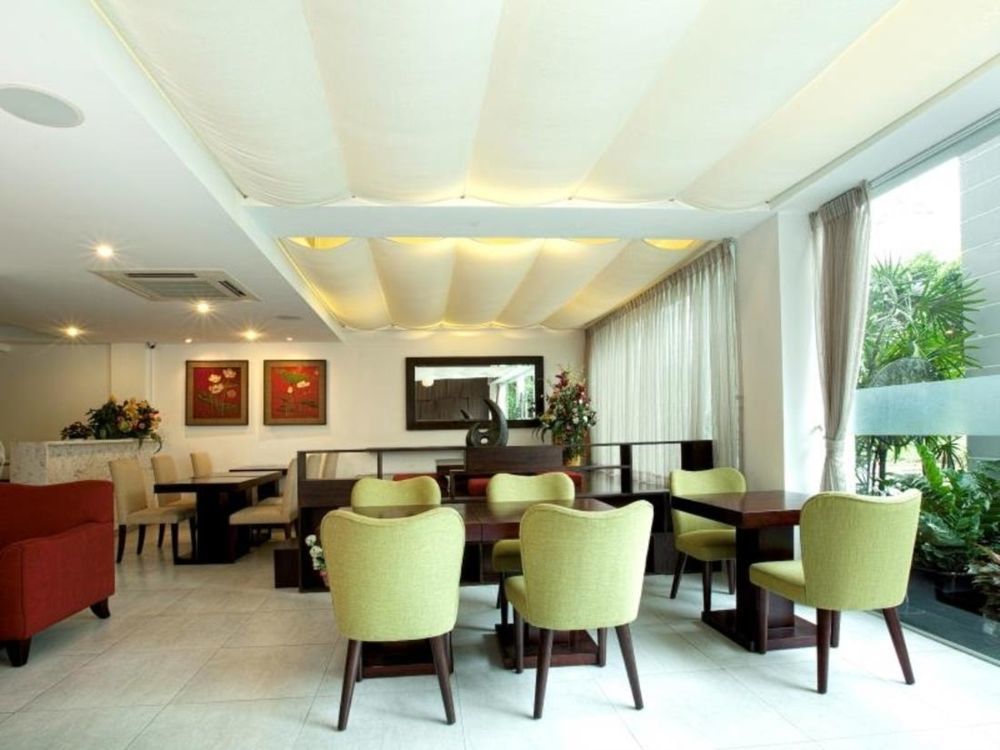 Khách sạn hẻo lánh Nam Sài Gòn 3*