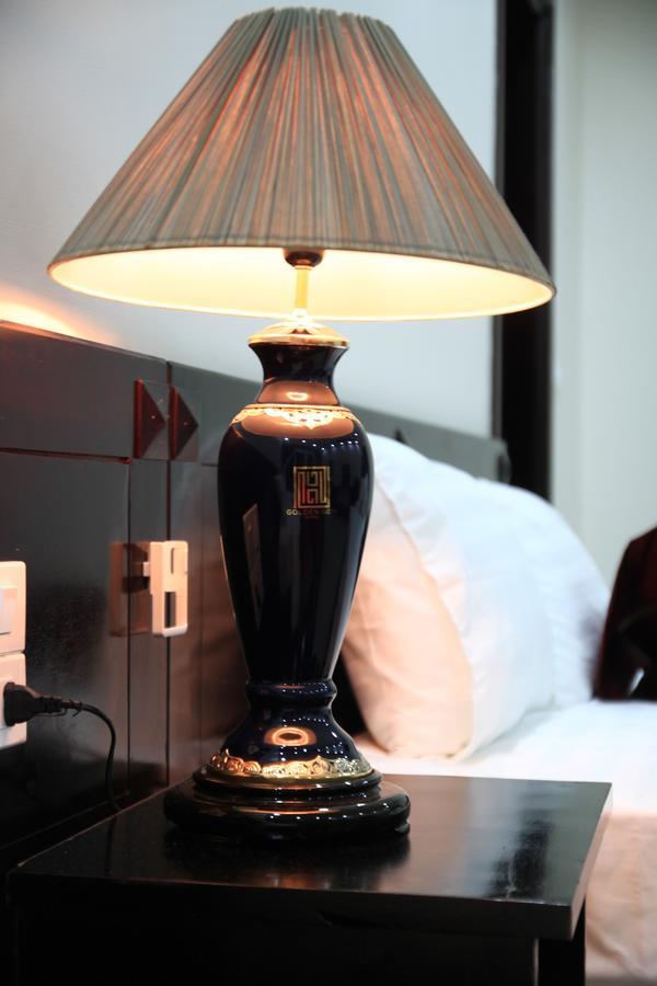 Hotel Golden Gem Tuan Chau 2*