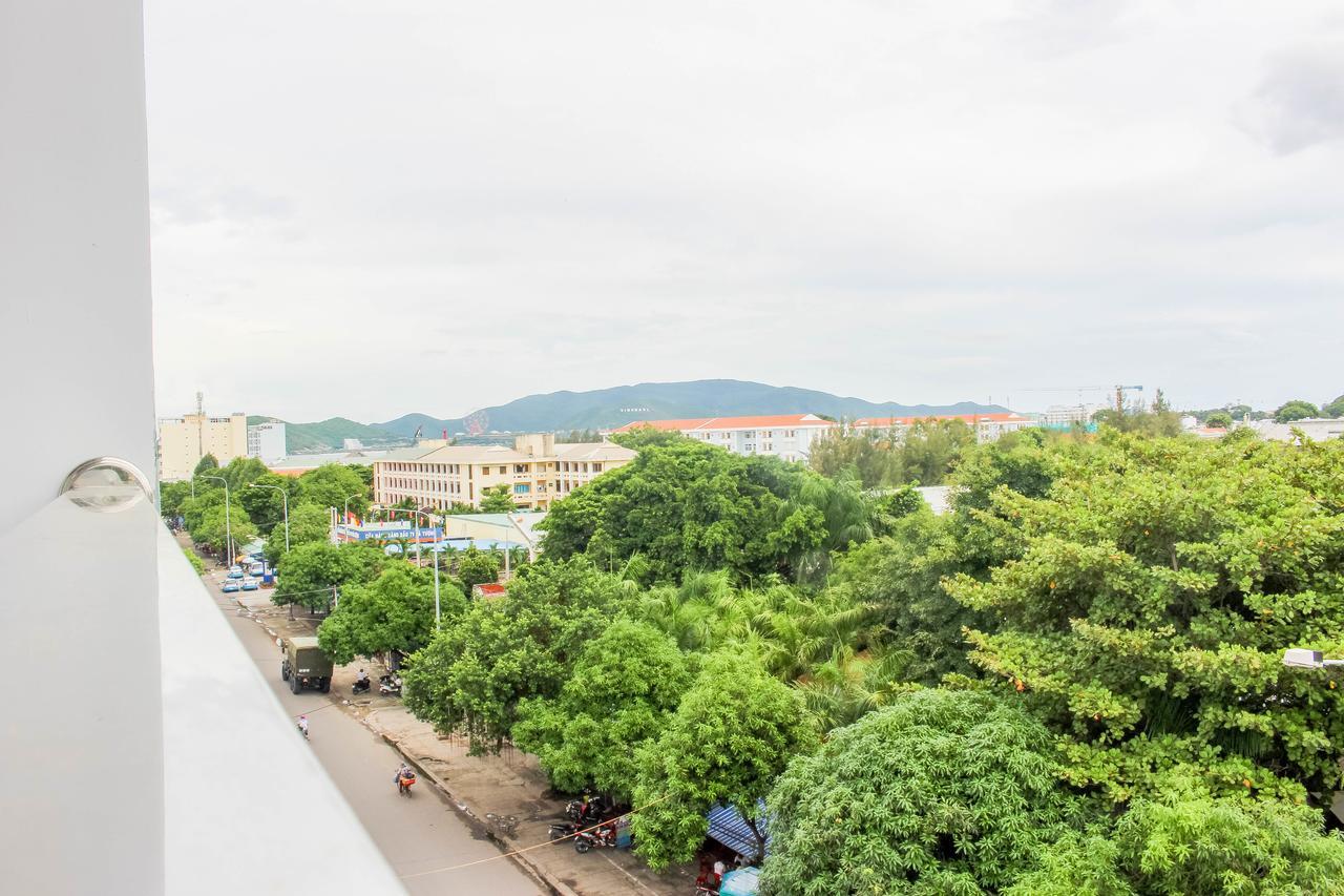 I Ngoc Huong Nha Trang