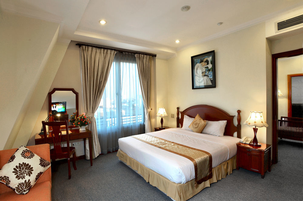 Rosaliza 3* Hanoi
